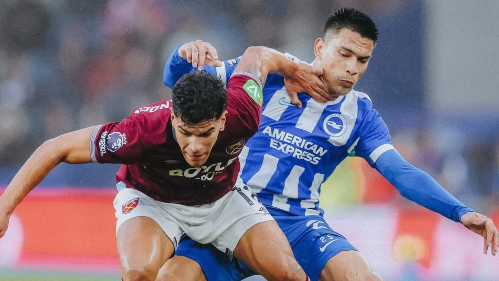 Cagliari volta a vencer na Serie A 9 jogos depois e penaliza expulsão da AS Roma que deixa escapar pontos na corrida pelo título